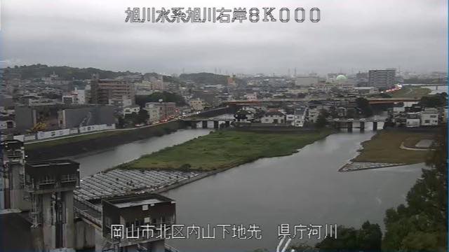 Contoh gambar dari Sungai Asahi di depan kantor gubernur (September 2026)
